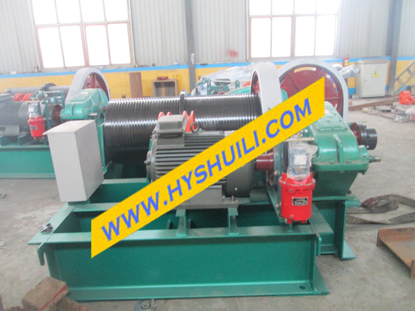 ��P���]�C(j��)