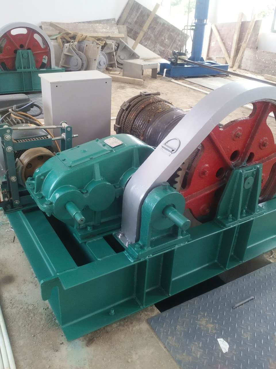 ��?y��)P(y��ng)ʽ���]�C(j��)